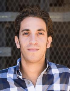 Courtney Akin, photo 1