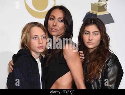 Toni Christopher, photo 1