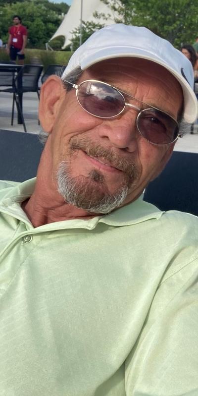 Daniel Luebke, photo 2