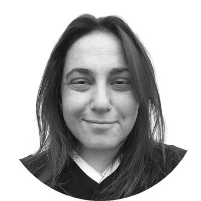 Julia Moonves, photo 2