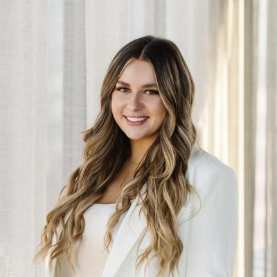 Alexa Dowell, photo 1