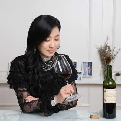 Mariana Lam, photo 1