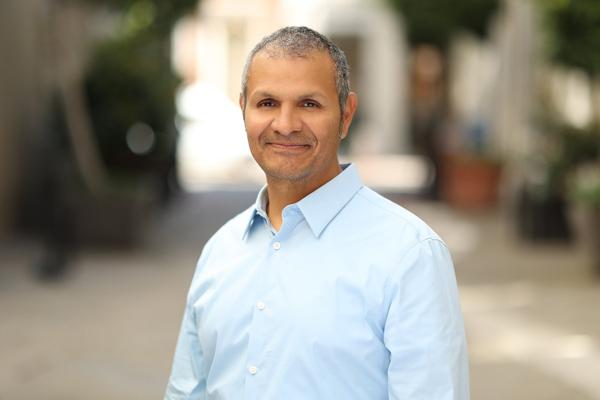 Alfonso Tovar, photo 1