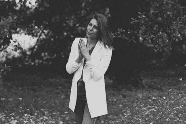 Julie Warenoff, photo 1