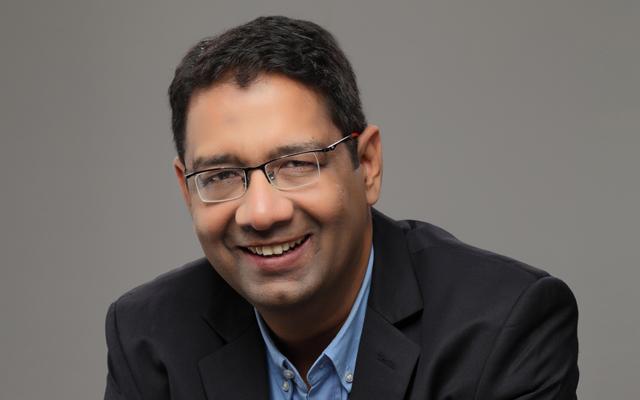 Vivek Saxena, photo 1