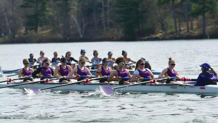 Lindsey Williams, photo 2