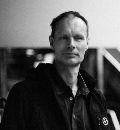 Keith Armstrong, photo 1