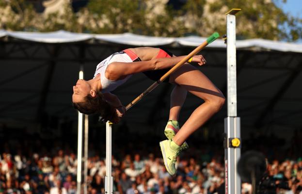 Nicola Leach, photo 1