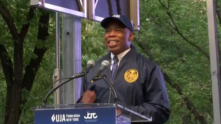 Mike Ziegelbaum, photo 1