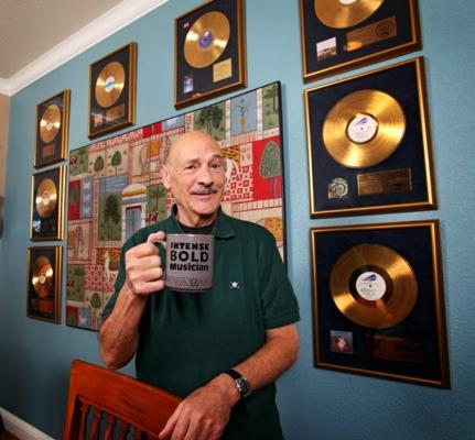 Michael Pinder, photo 2