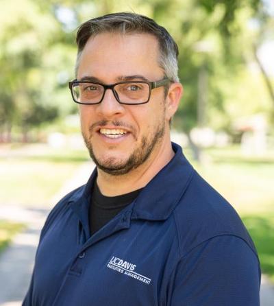 Justin Lewis, photo 2