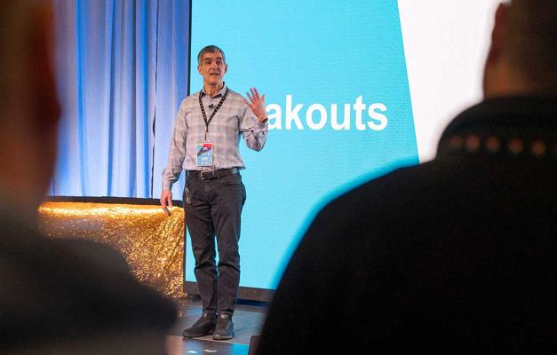 Luke Kempski, photo 2