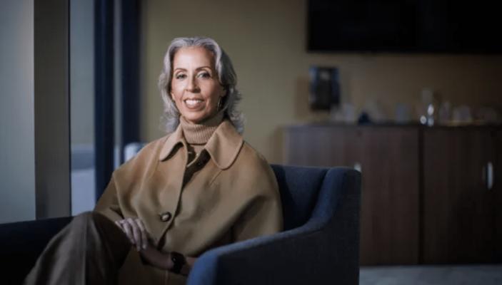 Lisa M Lambert, photo 1