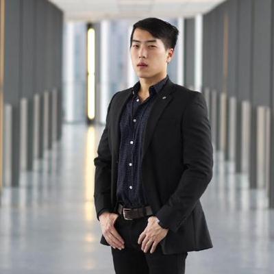 Tyler Zhang, photo 1