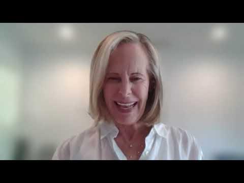 Amanda Caines, photo 2