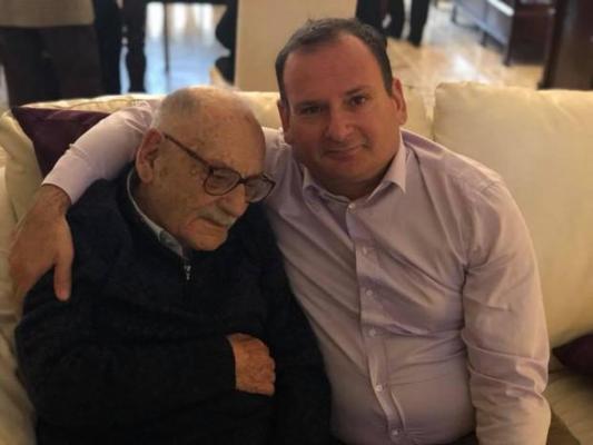 Charley Thake, photo 2