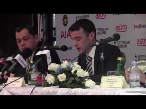 Aidan Mullally, photo 2