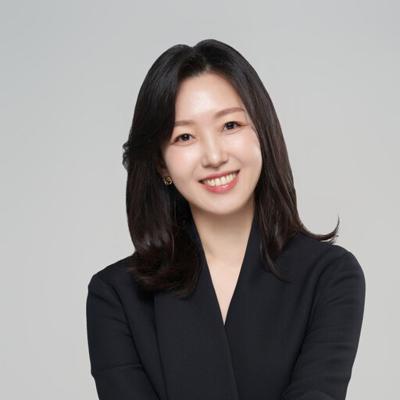 Yi-Hwa Hanna, photo 2