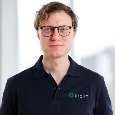 Sebastian Waters, photo 1