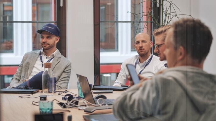 Julian  Link, photo 2