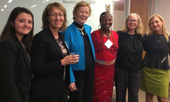 Hilary Heath, photo 2