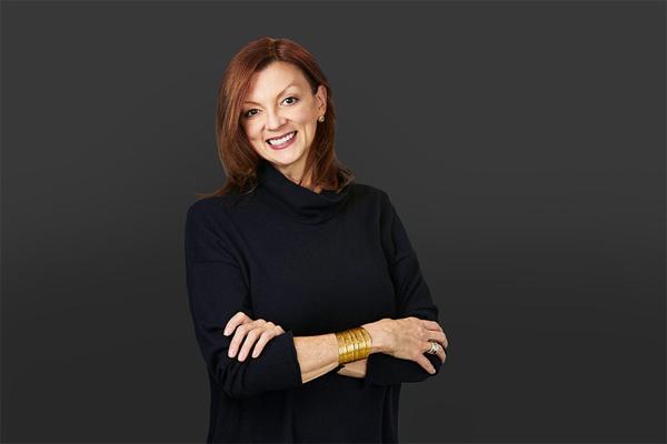 Ishc Amy Jakubowski, photo 1