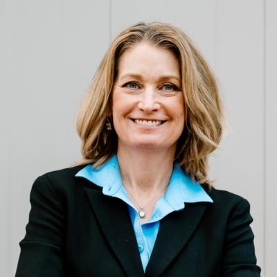 Shanie Pierce, photo 1