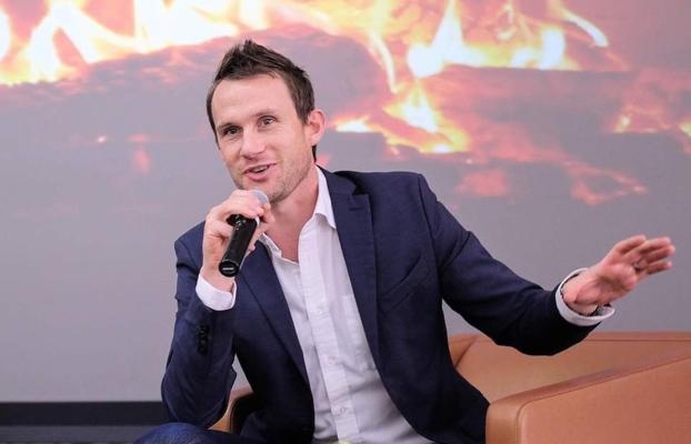 Andrew Savage, photo 2