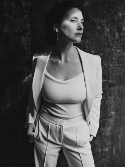 Julia Frith, photo 1