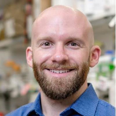 Roger Smith, photo 1