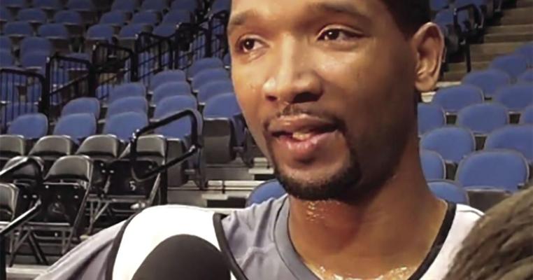 Damien Johnson, photo 1