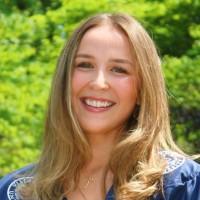 Emily McCarthy, photo 1