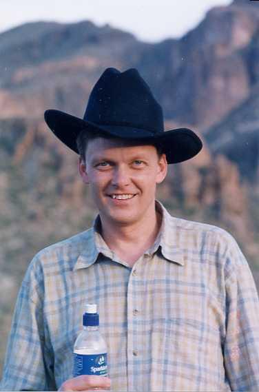 Gordon Howell, photo 2