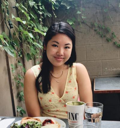 Lily Levine, photo 1