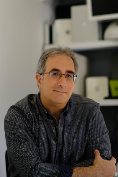 Damon Segal, photo 2