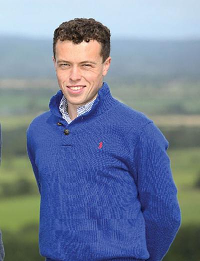 Daniel Fennelly, photo 1