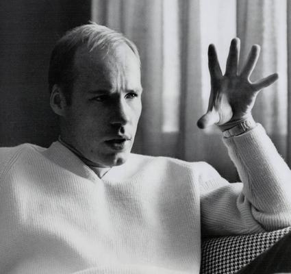 Harry MacInnis, photo 1