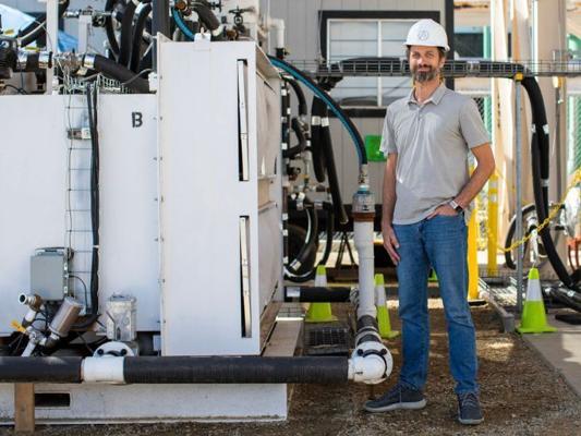 Emmett Ding, photo 2