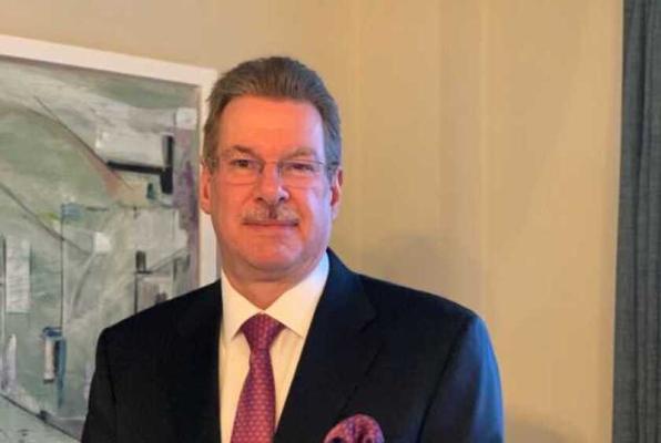 Steven Marshall, photo 1