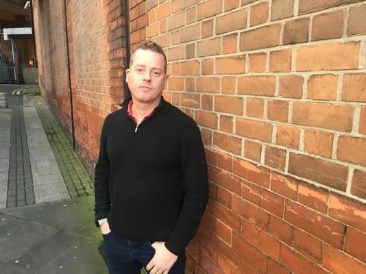 Simon Henson, photo 2