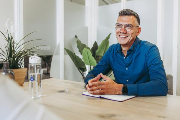 Jerwin Caat, photo 1