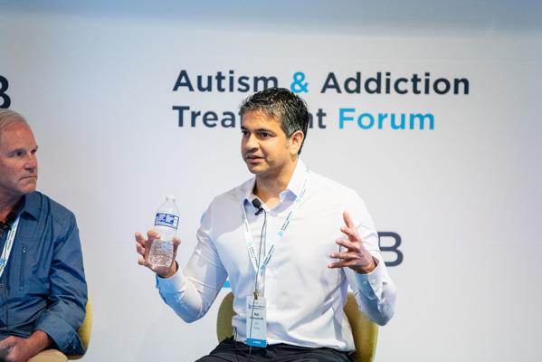 Neil Hattangadi, photo 1