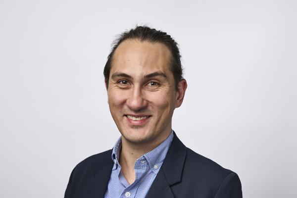 Sam Kirshner, photo 1