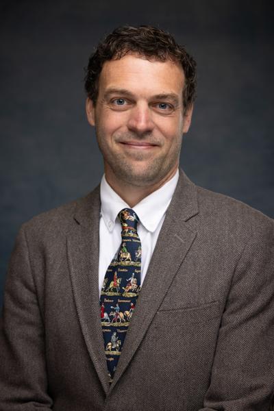 Cameron Moore, photo 2