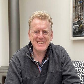 Andrew Hayward, photo 1