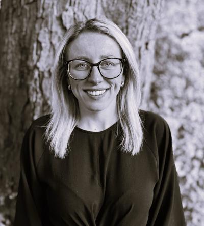 Sarah Barrett, photo 2