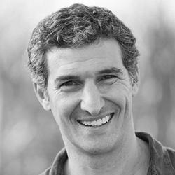 ᴊᴏʜɴ ɢᴀʀᴀʙᴀᴅɪᴀɴ, photo 1