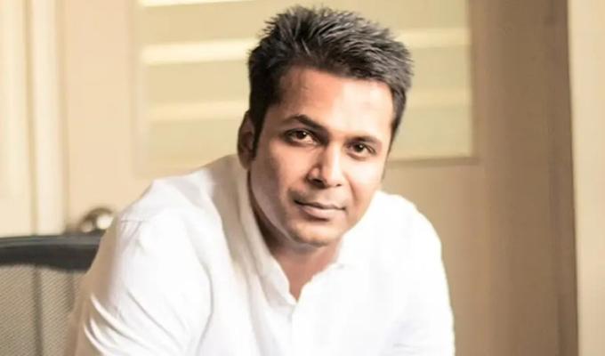 Mukund Hari, photo 2