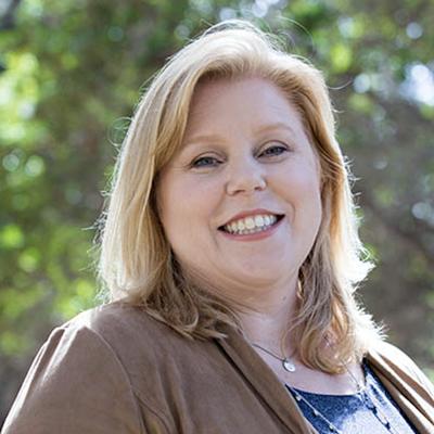 Jennifer Ford, photo 2