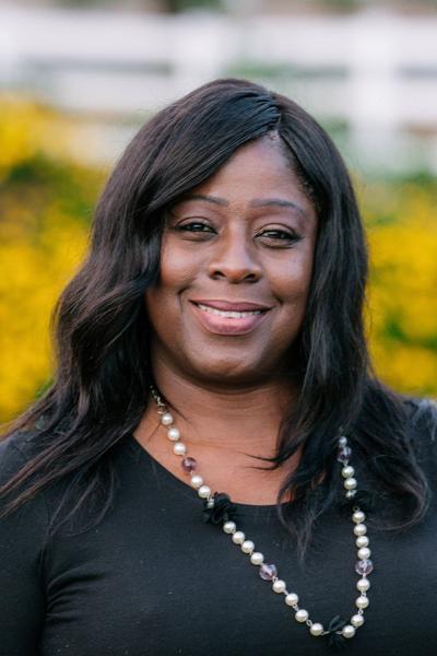 Jacquelyn Mack, photo 1